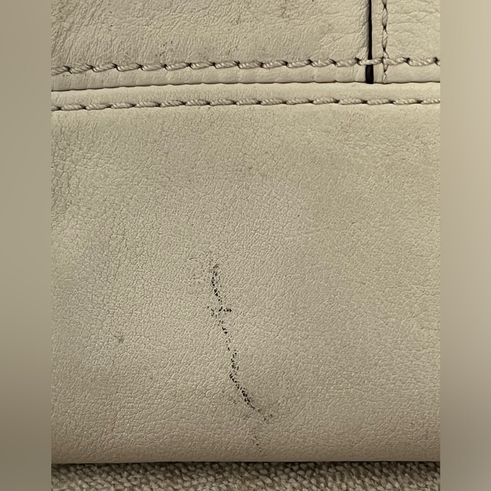 COACH Carly Cream Leather Hobo Handbag w/Brown Leather Trim and Brass Hardware - Picture 13 of 16